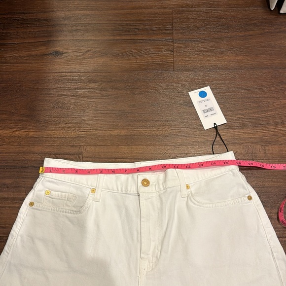 7 for All Mankind NWT White Denim Shorts with fringes Hem. - Picture 3 of 14